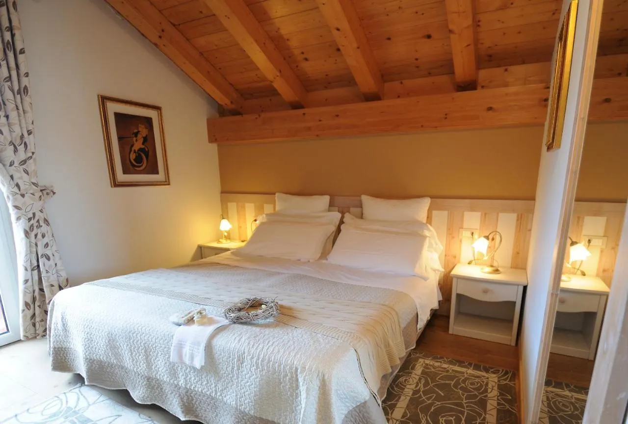 Silvio Guarnieri Apartment Feltre 0*,  Italy
